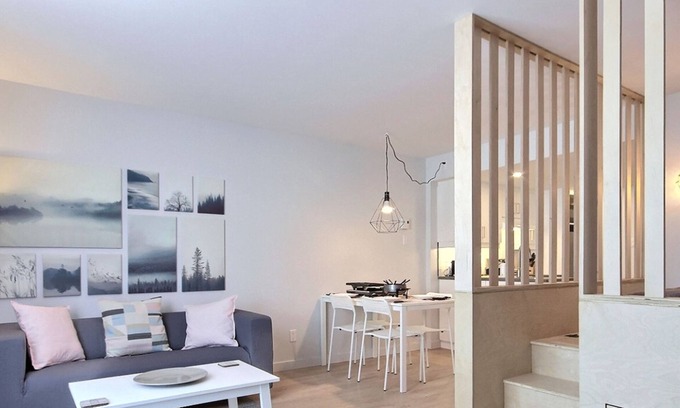 Saint Ferreol les Neiges Apartamento | The Stylish| Mont St-Anne | Pool & Sauna | AC