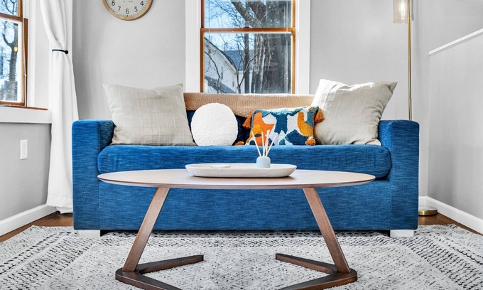 Southern Coast Apartamento | The Saco Suite - Downtown, Dog Friendly, Sleeps 4, Walk to Bars & Restaurants!