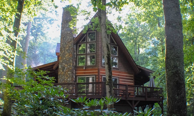Boone Cabina | The Sanctuary - *Prime Location *Secluded *Serene *Spacious