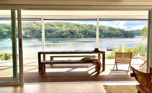 Maianbar Casa | The Sandbar House, Royal National Park, waterfront beach house