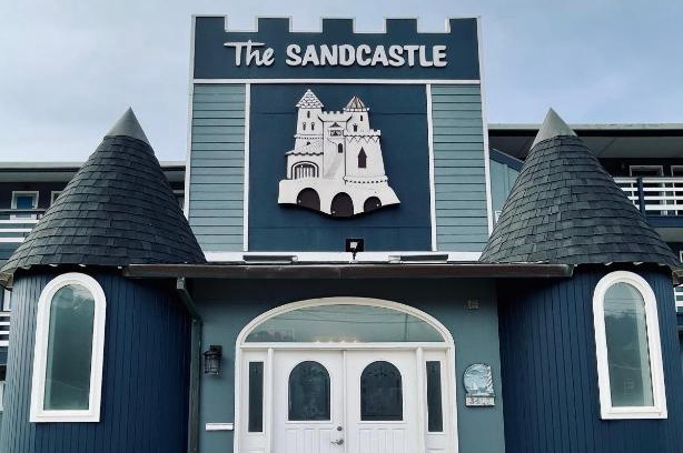 Nelscott Hotel | The Sandcastle Beachfront Hotel