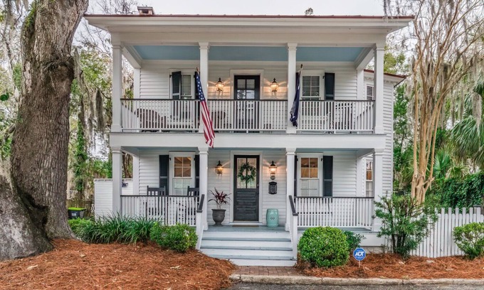 Historic District Casa | The Sandpiper - Just Steps to Downtown Beaufort and Beaufort River