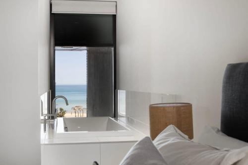 Henley Beach Apartamento | The Sandpiper Sanctuary at Henley Beach