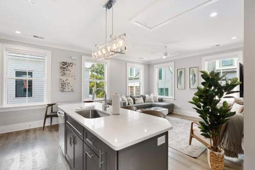 Cannonborough Elliotborough Apartamento | The Santee Suite at 122 Spring