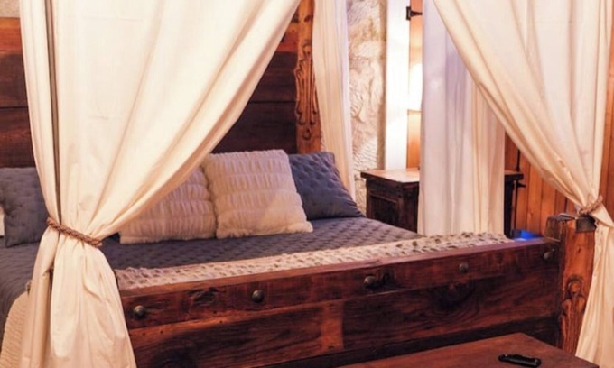North Powder Apartamento | The Scandinavian West Hall—Near Anthony Lakes!