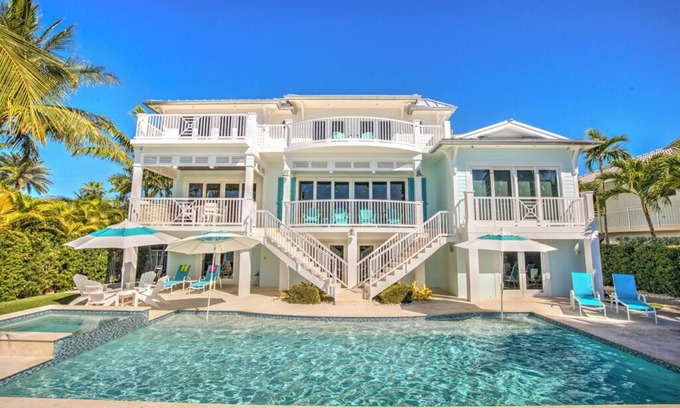 Coury Casa | The Sea Glass House~LUXURY Oceanfront Estate~Pool Dock Views Jacuzzi Game Room FirePit Office More!