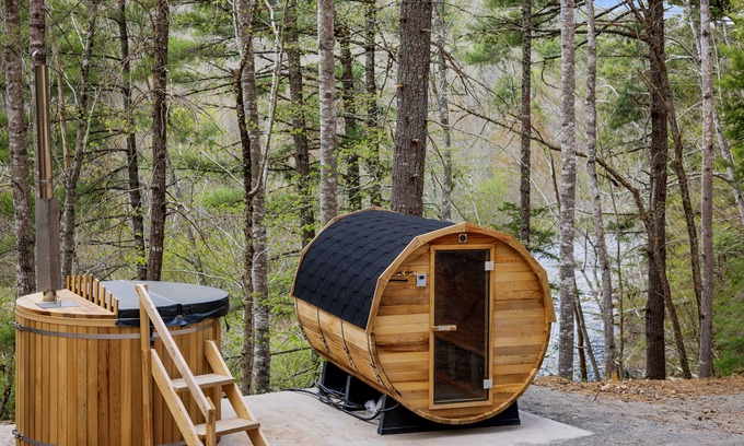 West Hants Cabaña | ☆The SeaCan☆Adults Only Retreat☆HotTub&Sauna☆
