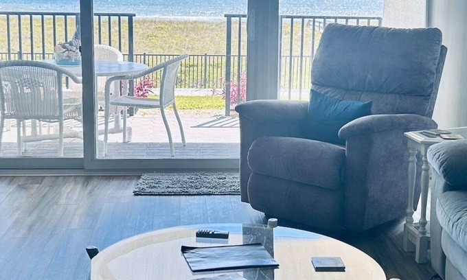 Ocean Cay Apartamento | The Seahorse, 2bed beach paradise, swimming pool!