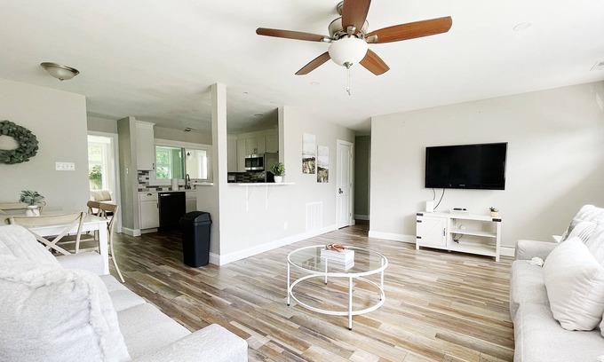Somers Point Casa | the seaside retreat / brand new, 5 minutes from the beach
