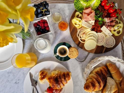 Keszthely Cama Y Desayuno | The Secret Garden – Keszthely