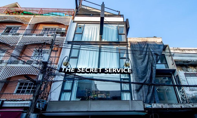 Talat Yot Casa | The Secret Service