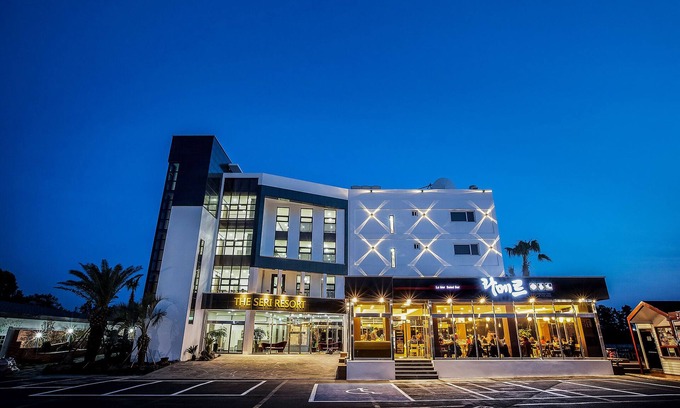 Seogwipo City Hotel | The Seri Resort