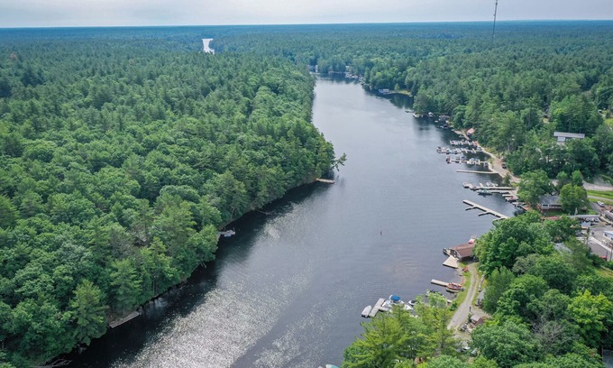 Muskoka Lakes Cabaña | The Trent Cottage -Cozy lakeview @ The Severn Falls Marina