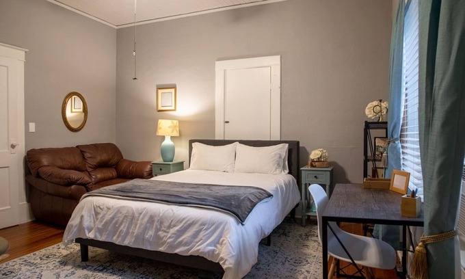 Chapel Hill Apartamento | The Shabby Chic Studio - Cute 1-Bedroom Close to UNC!