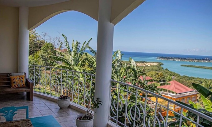 Montego Bay Apartamento | The Shallhome