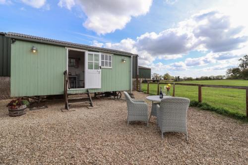 Nettleton Casa | The Shepherds Hut