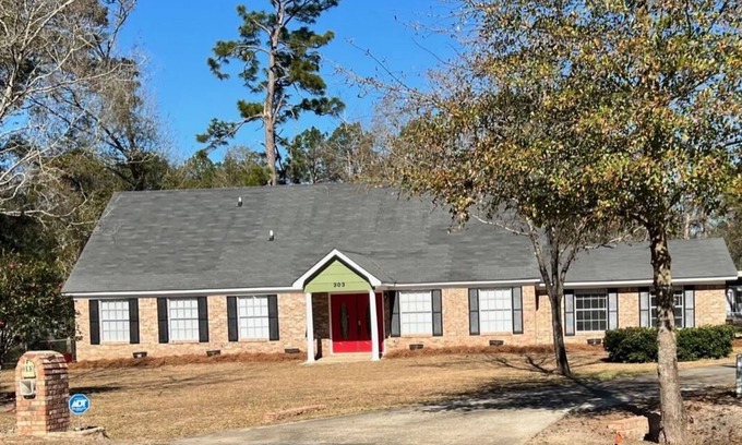 Albany Casa | The Shiloh Place