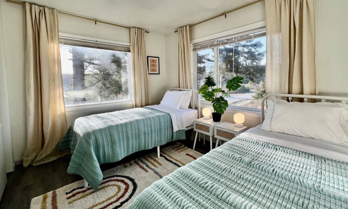 Kodiak Apartamento | The Surfside -Ocean Views & Northern Lights