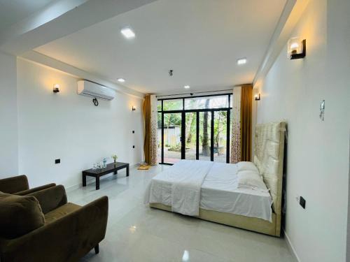 Matara Casa | The Silent Gate