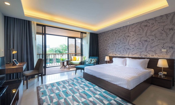 Suan Luang Complejo | The Silver Palm Wellness Resort, Deluxe Double Room, 1 Xlarge Double Bed.