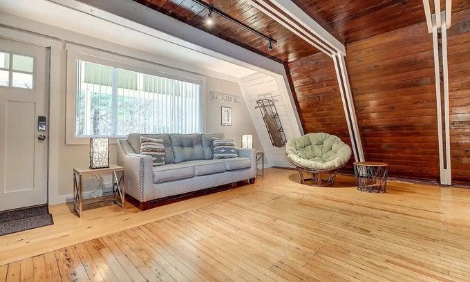 Monticello Casa | The Ski Shop