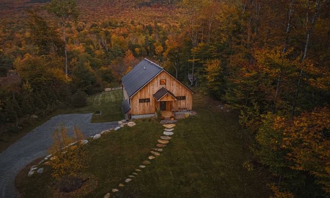 Sunderland Cabina | The Skyline Cabin - Hot Tub - Fire Pit - Skyline Views