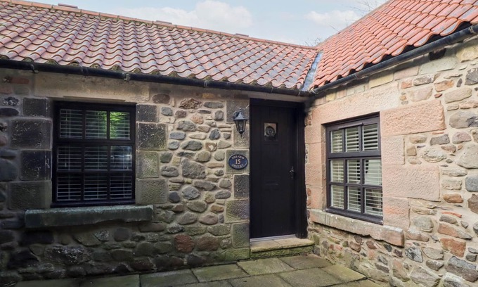 Akeld Cabaña | THE SMITHY, romantic, character holiday cottage in Wooler