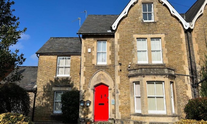 Basingstoke Apartamento | The Snicket Apartment