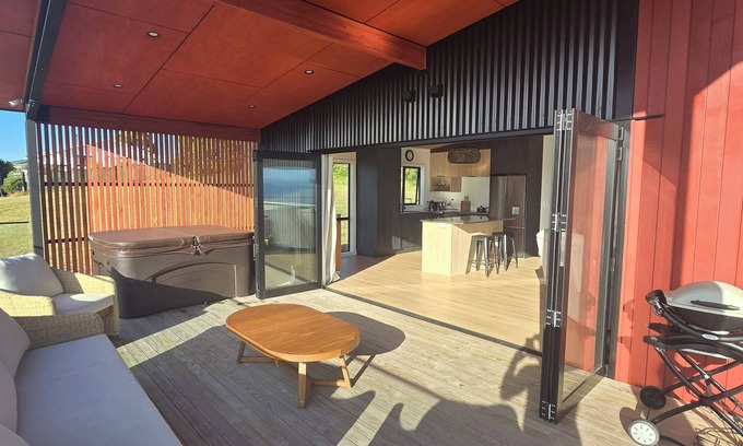 Karkari Peninsula Casa | The Soak Spot