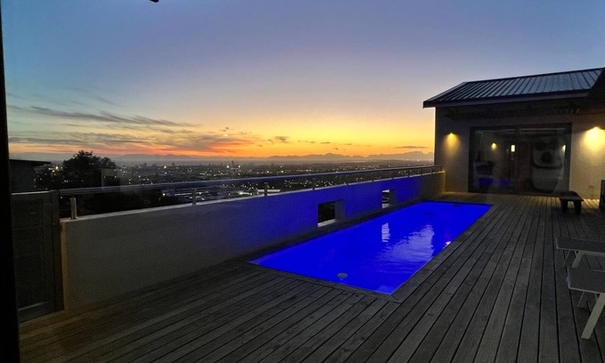 Helderberg Rural Casa | The Somer House Luxusvilla mit Pool und Meerblick in Somerset West Nahe Kapstadt