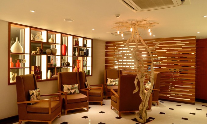 Male Hotel | The Somerset Hotel