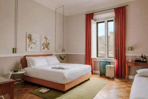Santa Croce Hotel | The Sonetto Hotel Piazza Santa Croce, Sonder by Marriott Bonvoy