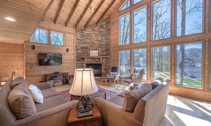 Wright City Chalet De Esquí | The Sonnenblick Chalet by Innsbrook Vacations!