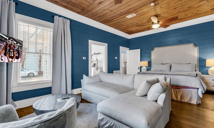 Starkville Casa | The Southern Gent by OneHometown Getaways