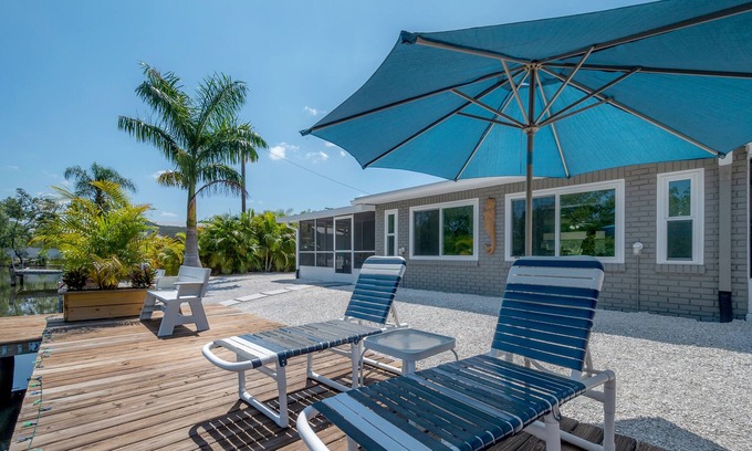 Ruskin Casa | The SouthShore Mermaid