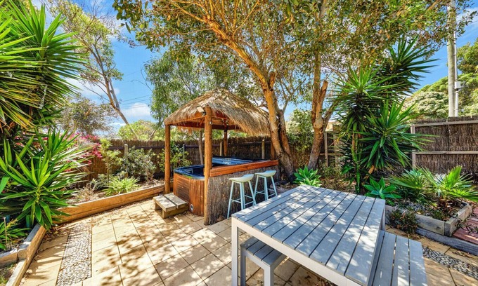 Surf Coast Casa | The Spa House - Jan Juc