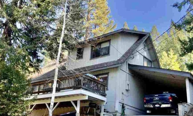 Susanville Casa | THE SPOT, EAST SHORE