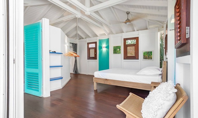 Oyster Pond Casa | The spot
