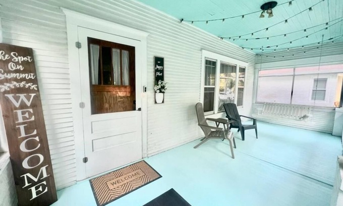 Detroit Lakes Casa | The Spot on Summit