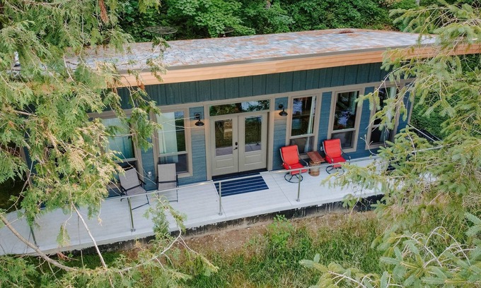 Richland Center Cabina | The Spring Water Retreat - NEW! @MillCreekCabinsWI