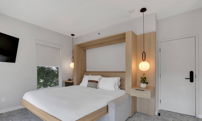 Asbury Park Casa | The St. Laurent: Full Floor - Sleeps 26
