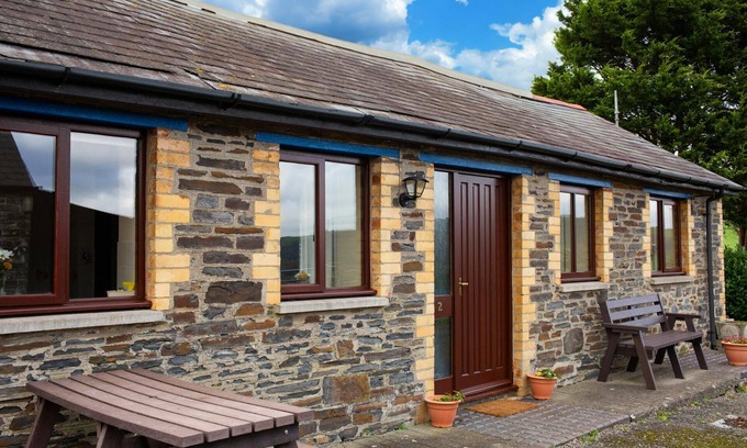 Chancery Cabaña | The Stable, Aberystwyth