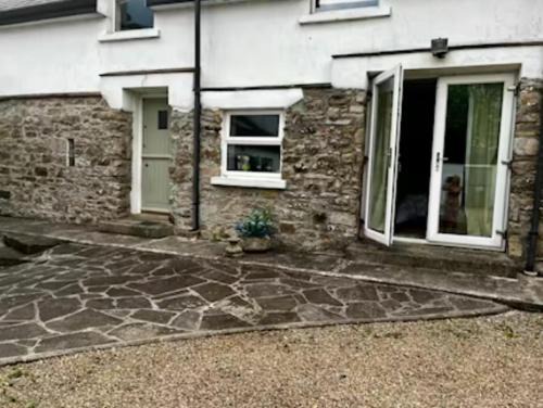 Whitegate Apartamento | The Stables a small piece of Heaven
