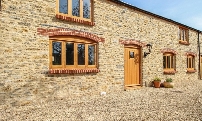 Burton Bradstock Cabaña | THE STABLES, BURTON BRADSTOCK, family friendly in Burton Bradstock