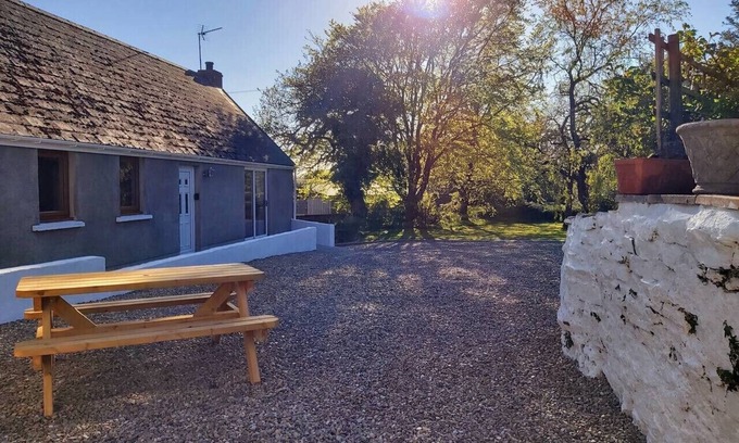 Cresswell Quay Otro | The Stables · Converted Stables at Peaceful Family Farm Stay