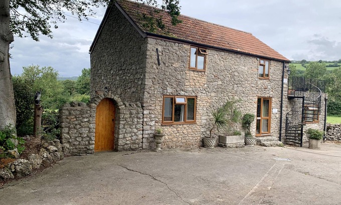 Easton Apartamento | The Stables, Lovely Country Apartment in a Converted Barn