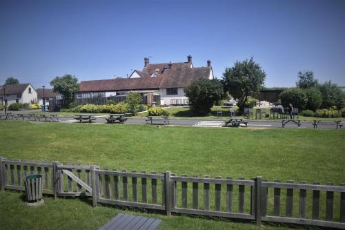 Saintbury Casa | The Stag Rooms