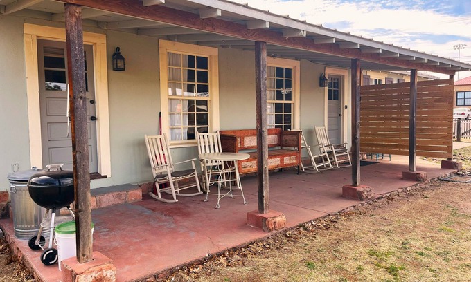 Fort Davis Casa | The Starlight at Casa Hermosa, Gaze At Sleeping Lion Mountain From Your Porch!