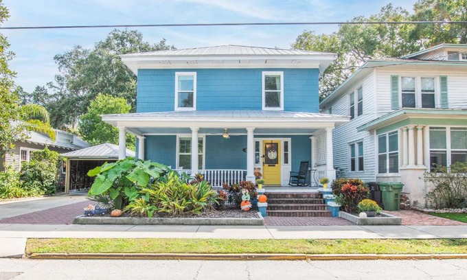 Downtown Historic District Casa | The Starling History and Charm Awaits