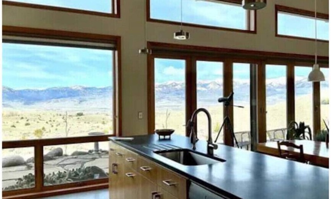 Pray Casa | The Steppe House